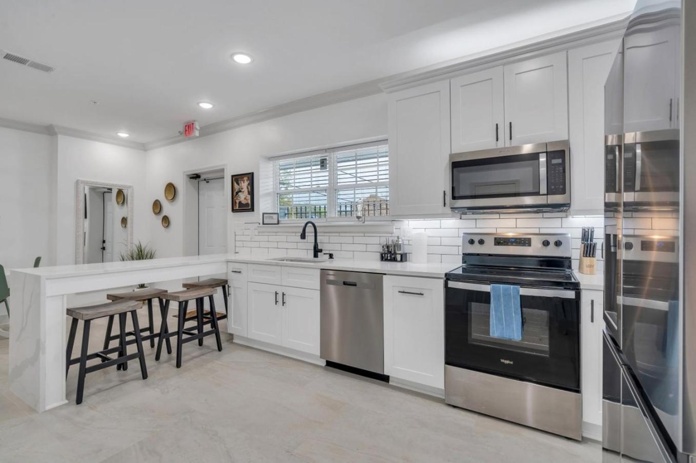 Sleeps 24-Spacious Suites Near Fq W Pool New Orleans Exterior photo